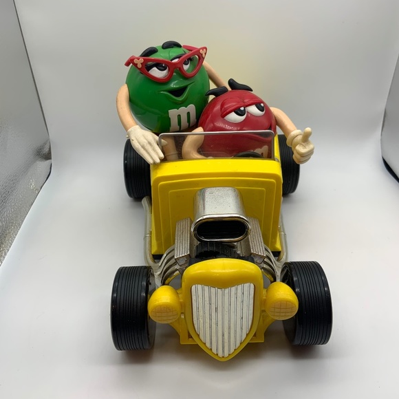 Vintage M&M's 'Rebel Without A Clue' Collectible Retired Candy Dispenser - Picture 2 of 16